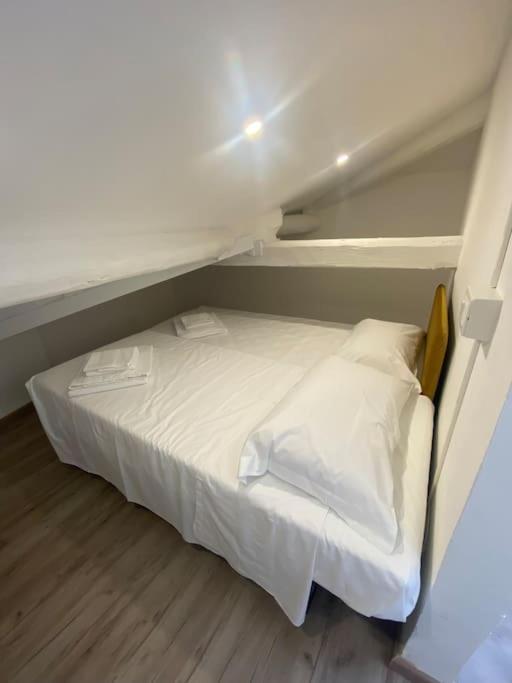 Micheli Apartment ฟลอเรนซ์ ภายนอก รูปภาพ